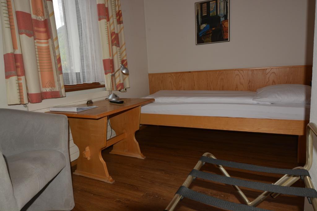 Hotel Terminus Samedan Dış mekan fotoğraf